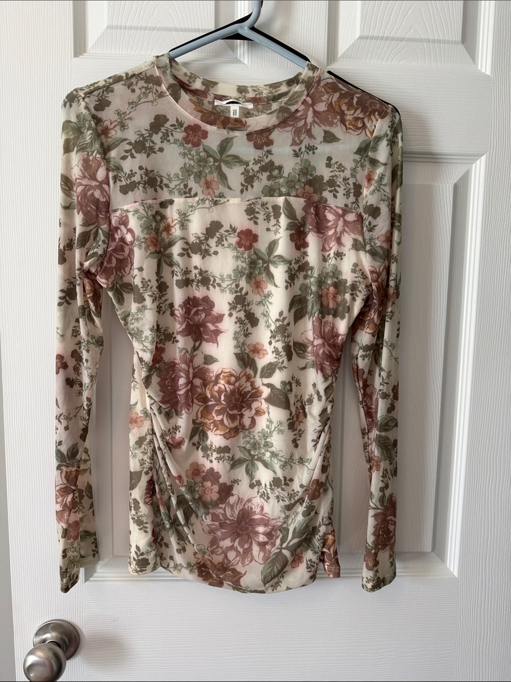Maurices Floral Long Sleeve Crewneck Top in Cream, Rose, Olive